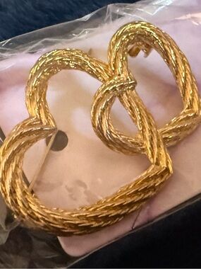Christian Dior Vintage Double Heart Gold Plated Brooch/Pin